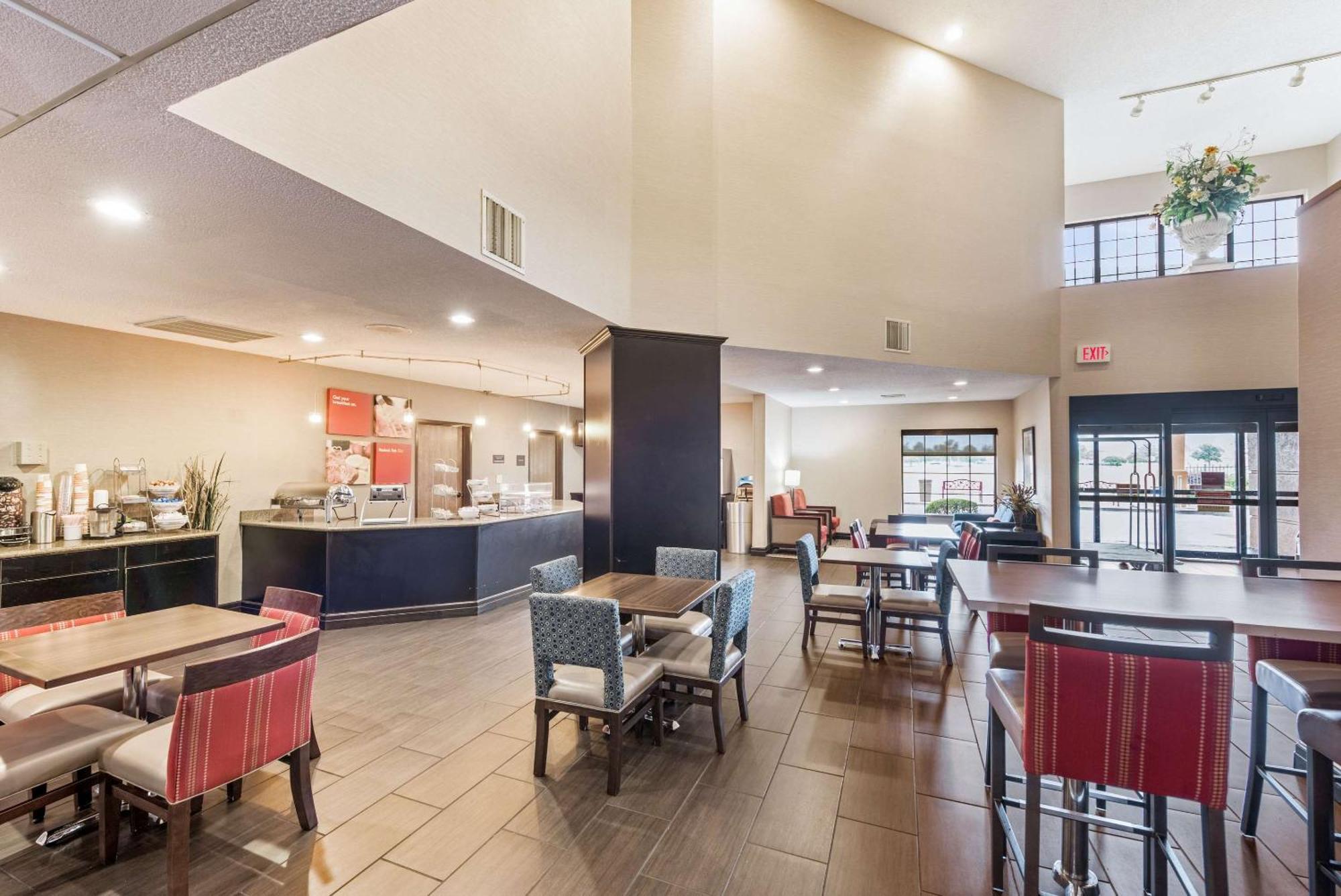 Comfort Suites Monroe Exterior foto