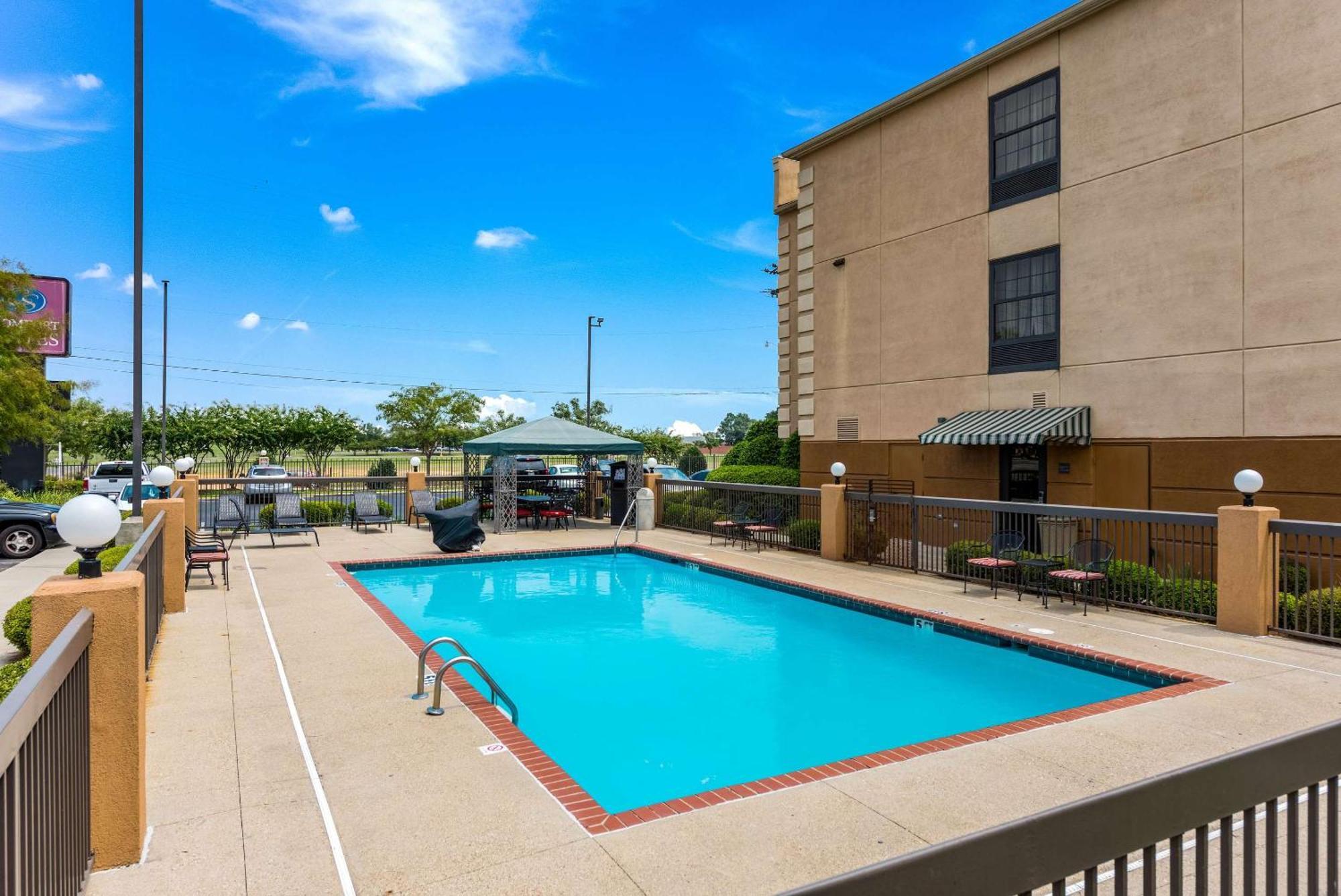 Comfort Suites Monroe Exterior foto
