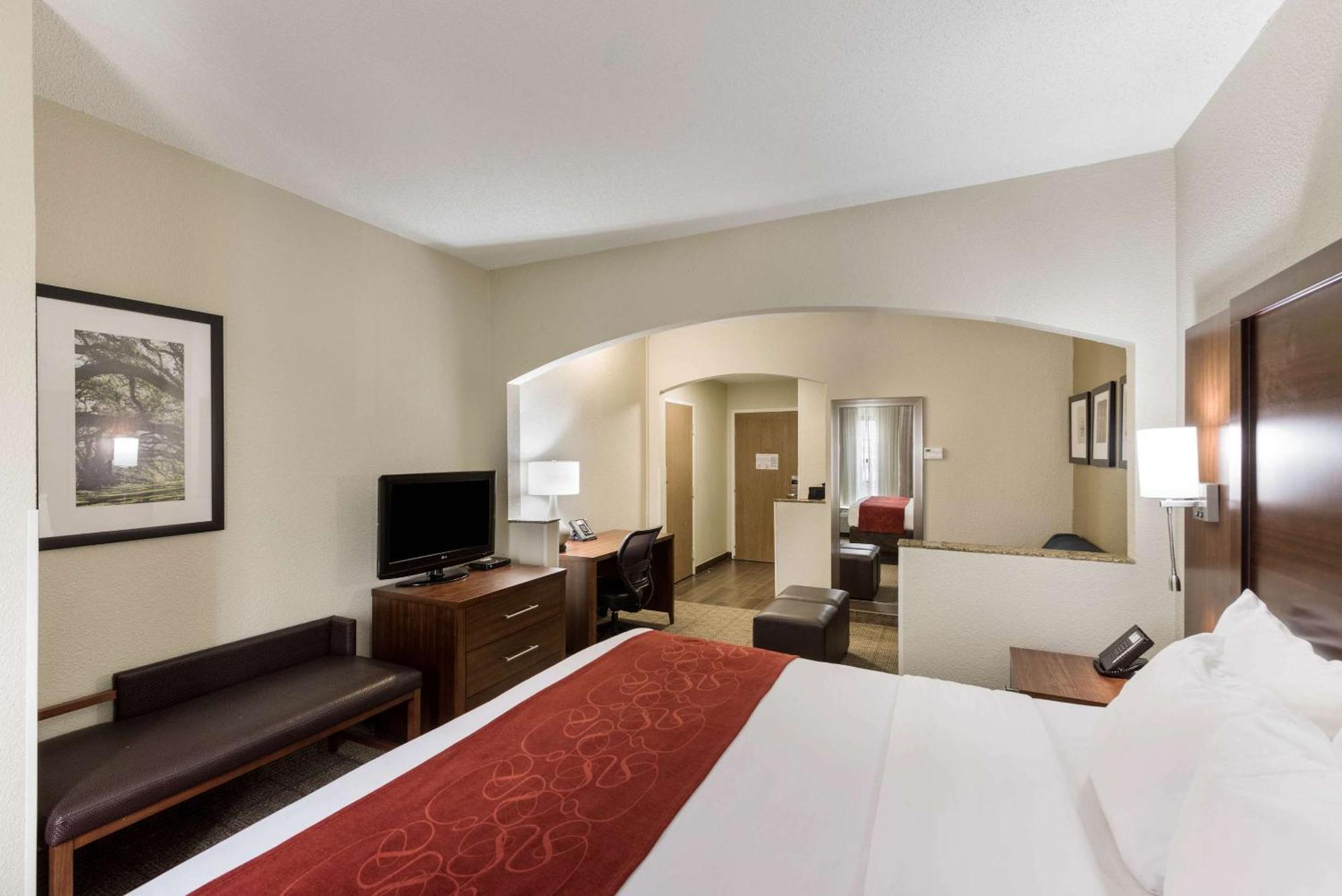 Comfort Suites Monroe Exterior foto