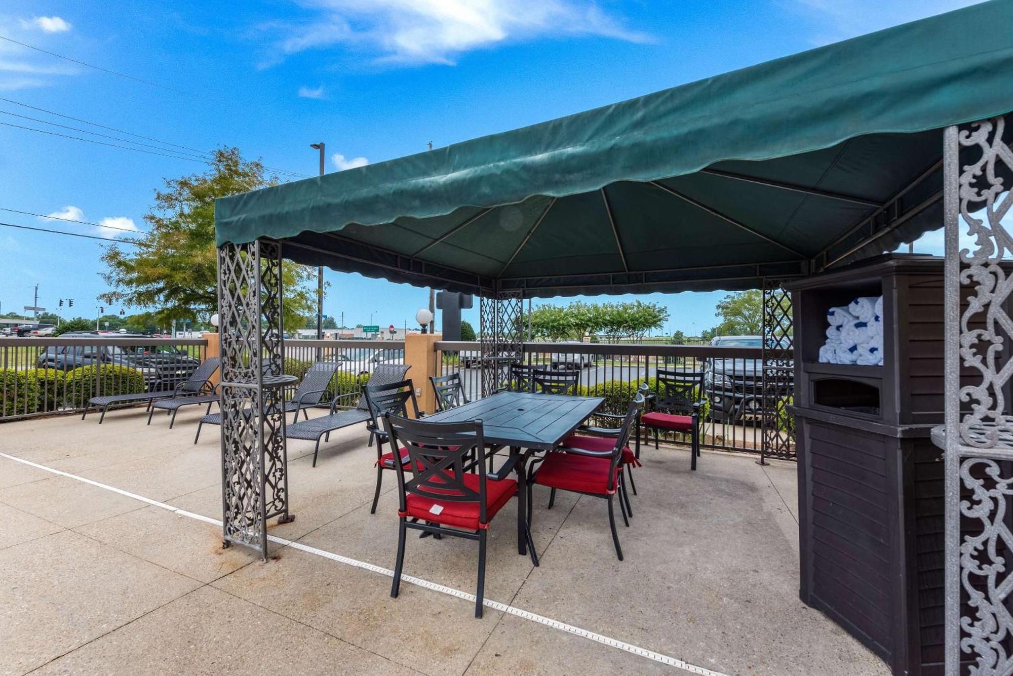 Comfort Suites Monroe Exterior foto