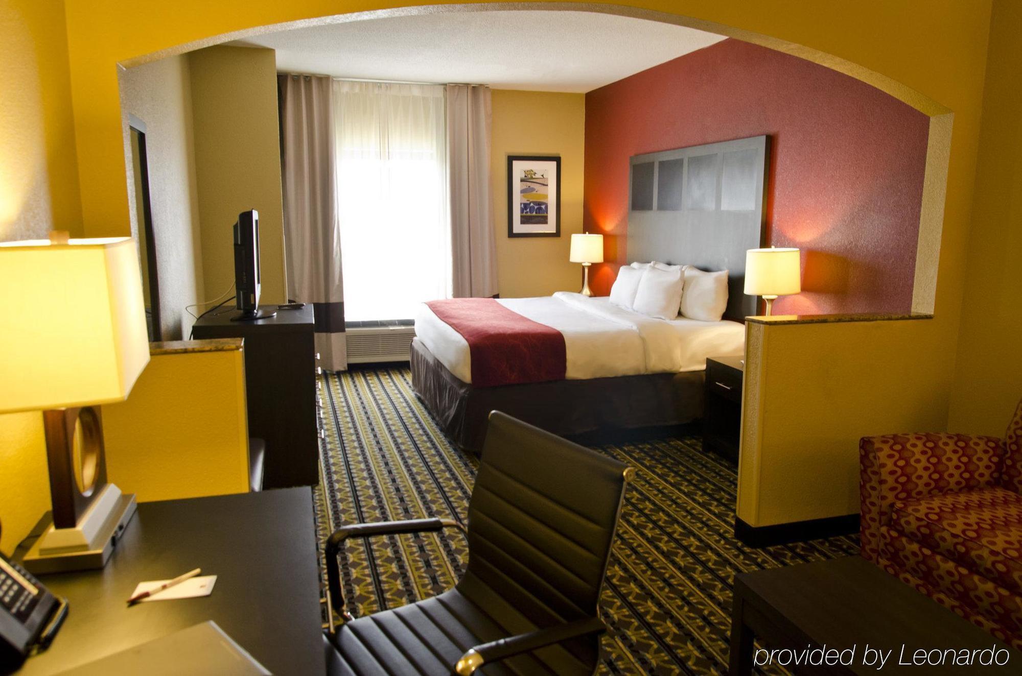 Comfort Suites Monroe Exterior foto